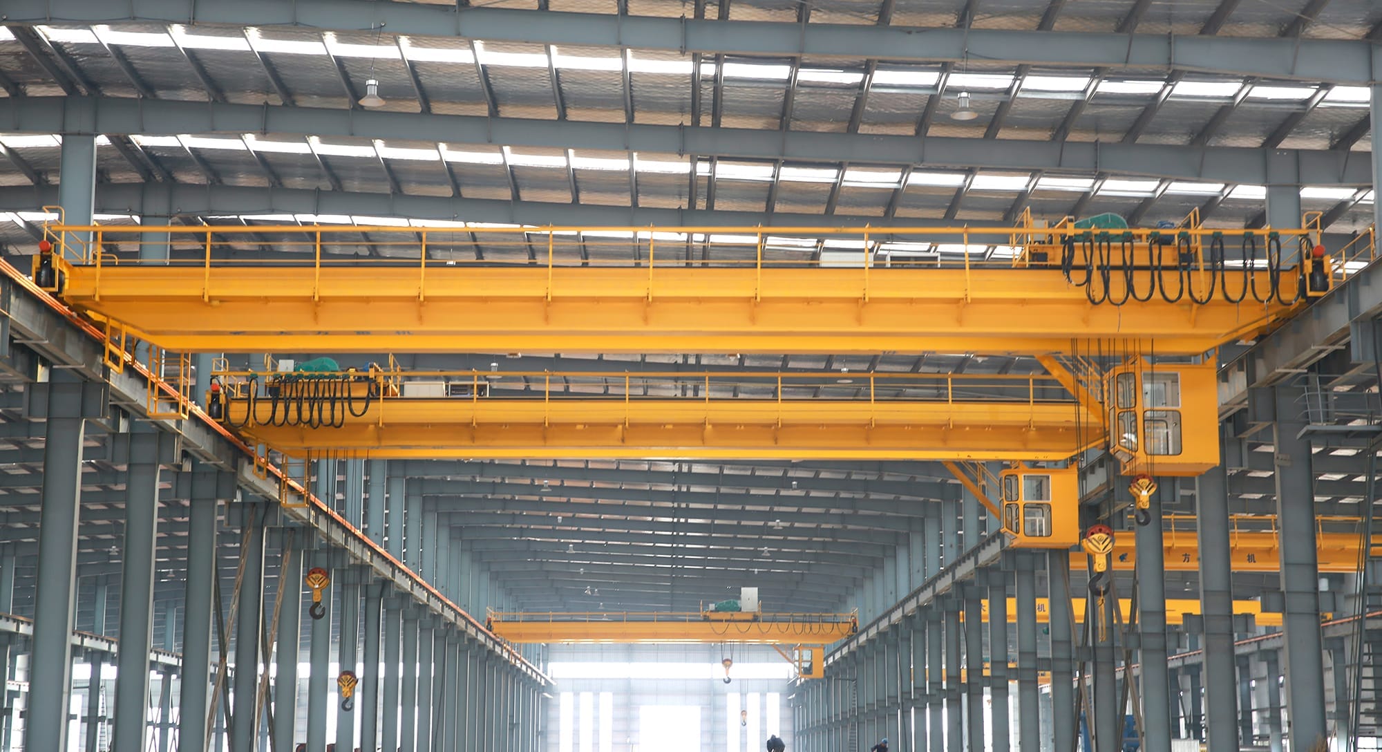 Single Girder VS Double Girder Overhead Cranes Which Is Right For You