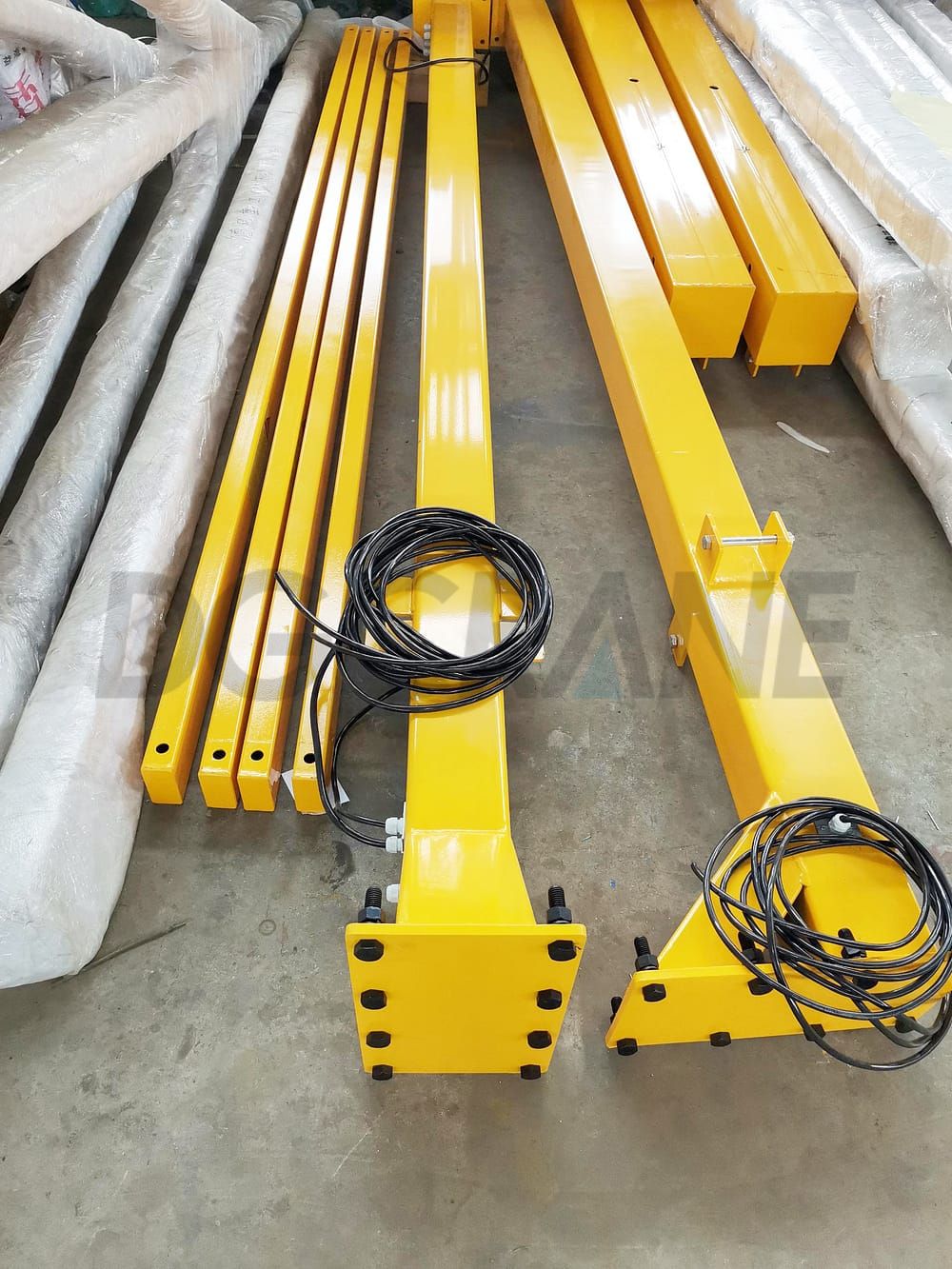 Support legs and oblique supports of 3t fully electric mini gantry crane