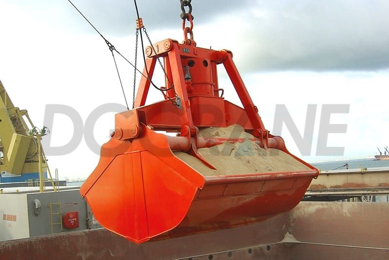 Hydraulic clamshell grabs for sand grabbing