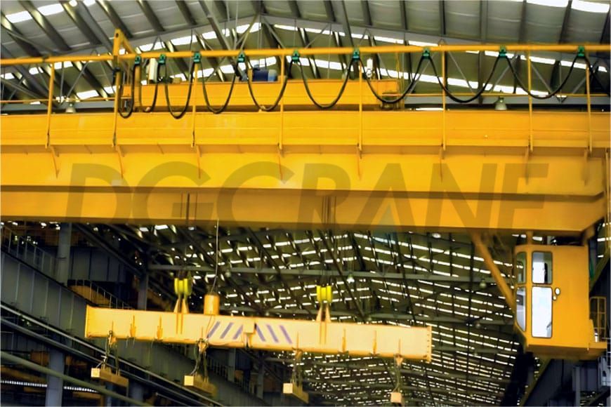 Electromagnetic overhead cranehanging beam parallel sa pangunahing beam