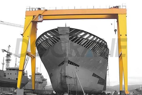 Different Types Of Container Cranes, Shipyard Cranes, Cargo Cranes Used ...