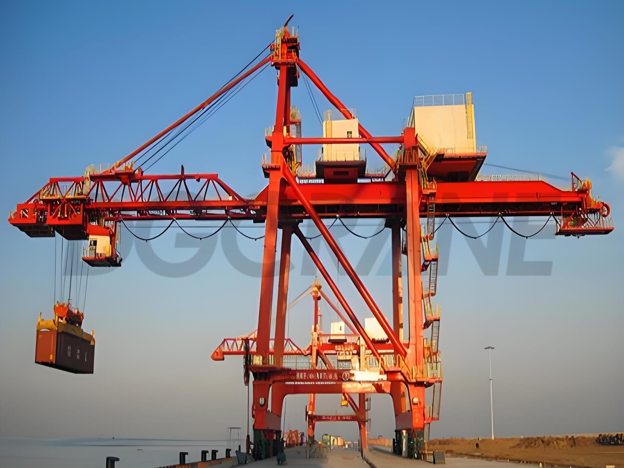 जहाज से तट तक गैन्ट्री क्रेन