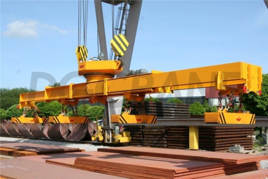 Strip shaped Electromagnetic Lifting Magnets 1