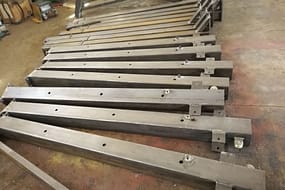 Fabrication of the ganry crane stand column and oblique support