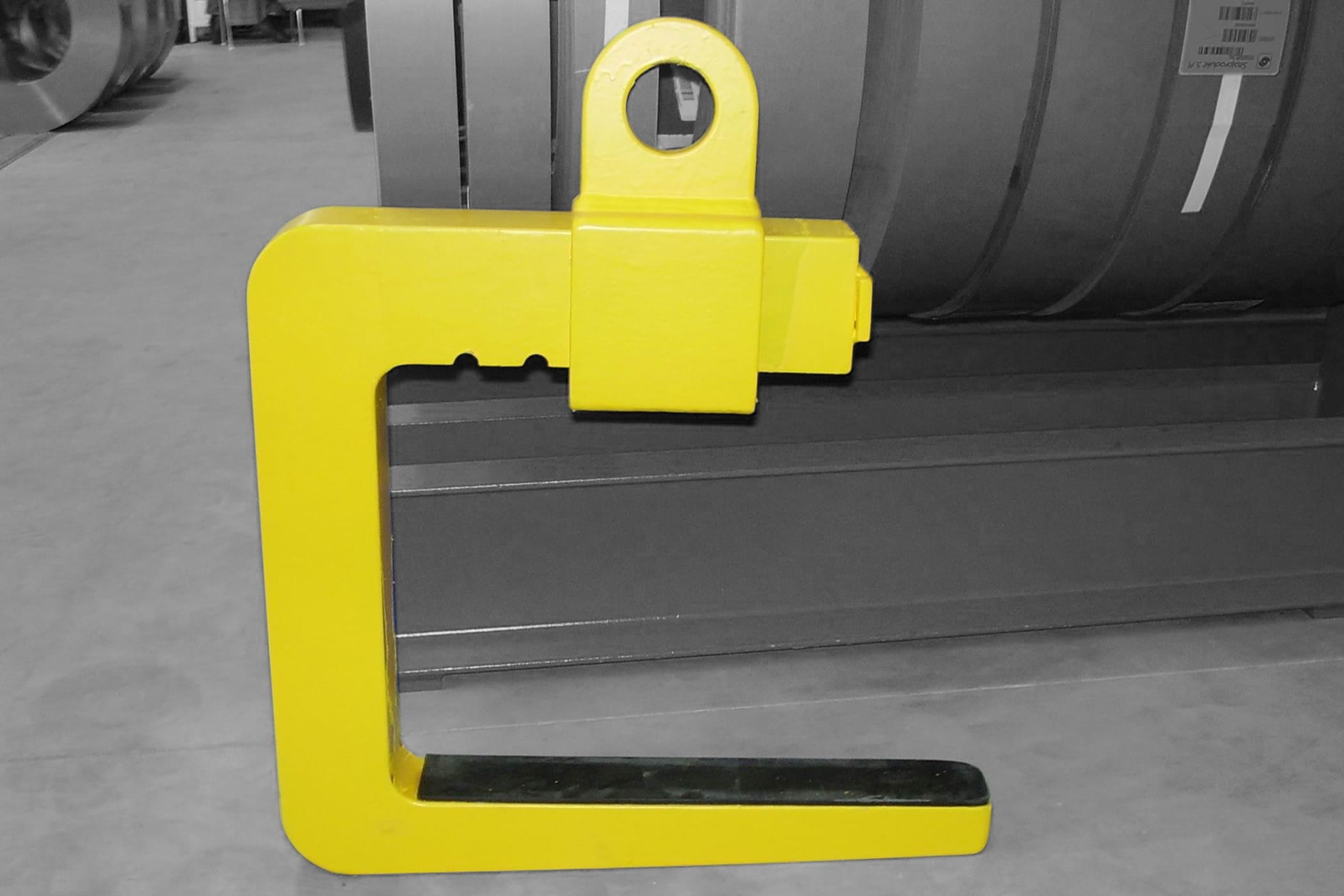 Crane Hook Rotation Causes and Preventive Measures